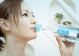 早起大口喝水 一杯温开水藏有6个小秘密
