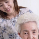如何预防老年痴呆 专家建议和咖啡