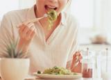 变笨易饿都是睡眠不足惹的祸  6个症状提醒你补眠