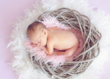 婴儿期注意什么 不同年龄宝宝怎么选择枕头