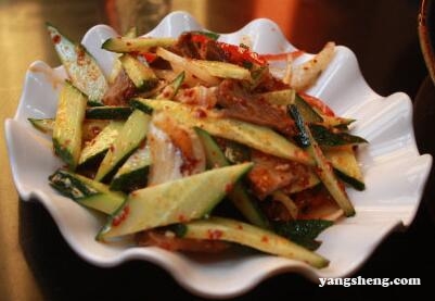 春节哪些食物容易伤身体？